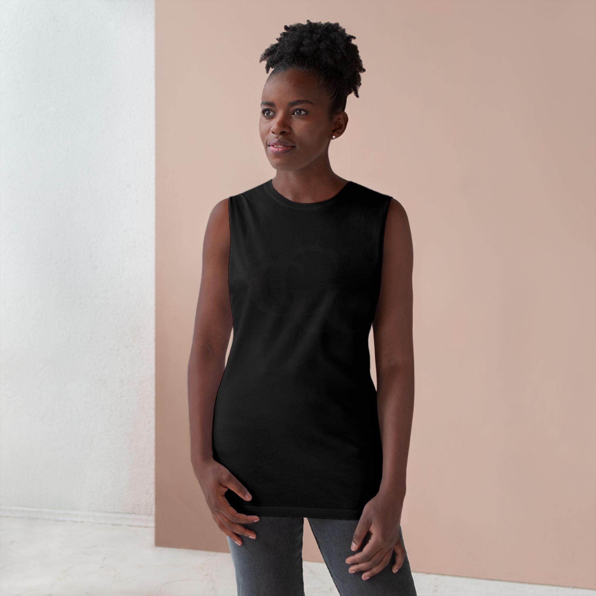 Collection of Camiseta unisex Glory Gear: ropa deportiva informal para una comodidad diaria in a gallery layout